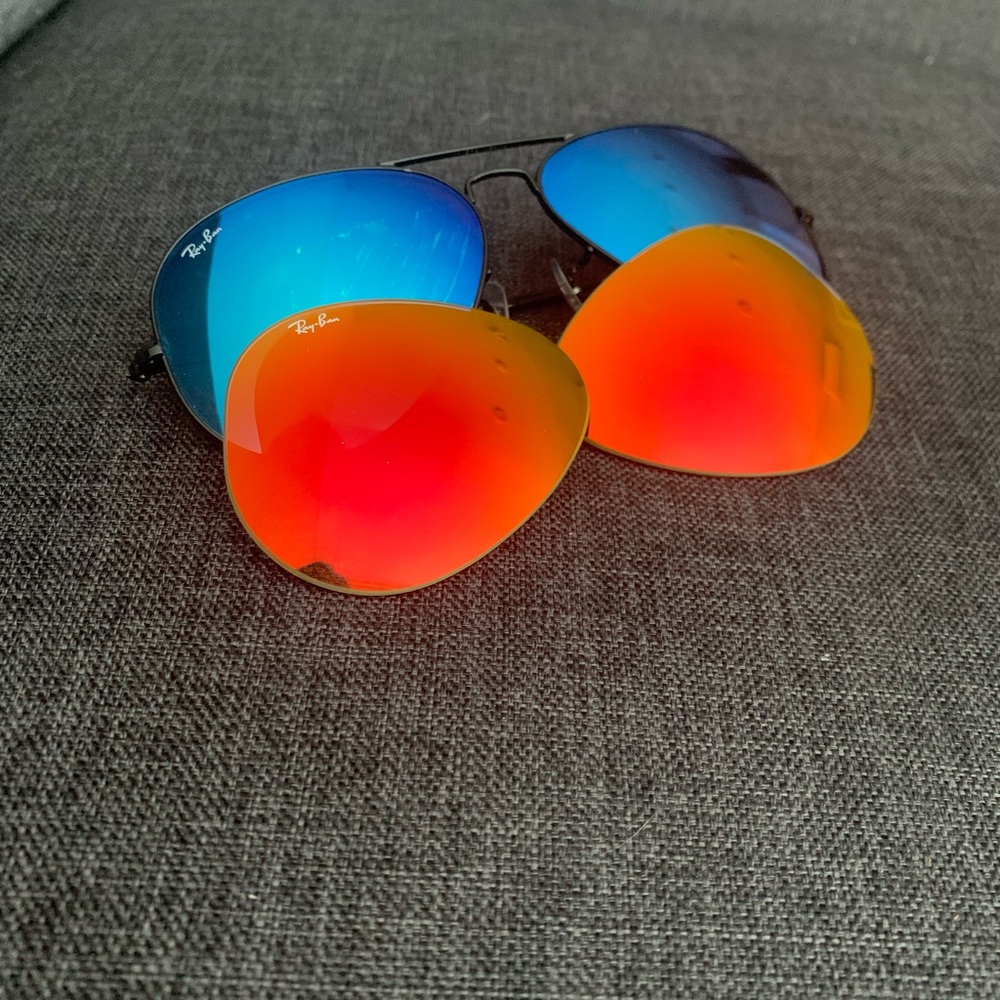 RayBan Aviator Sunglasses (2 pairs of lens)